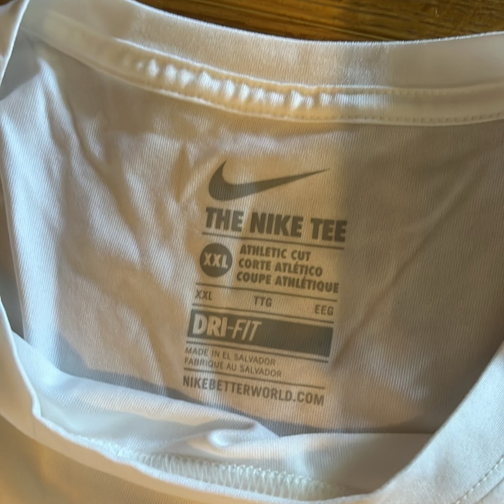 NWT Nike long sleeve dri-fit - Picture 2 of 7